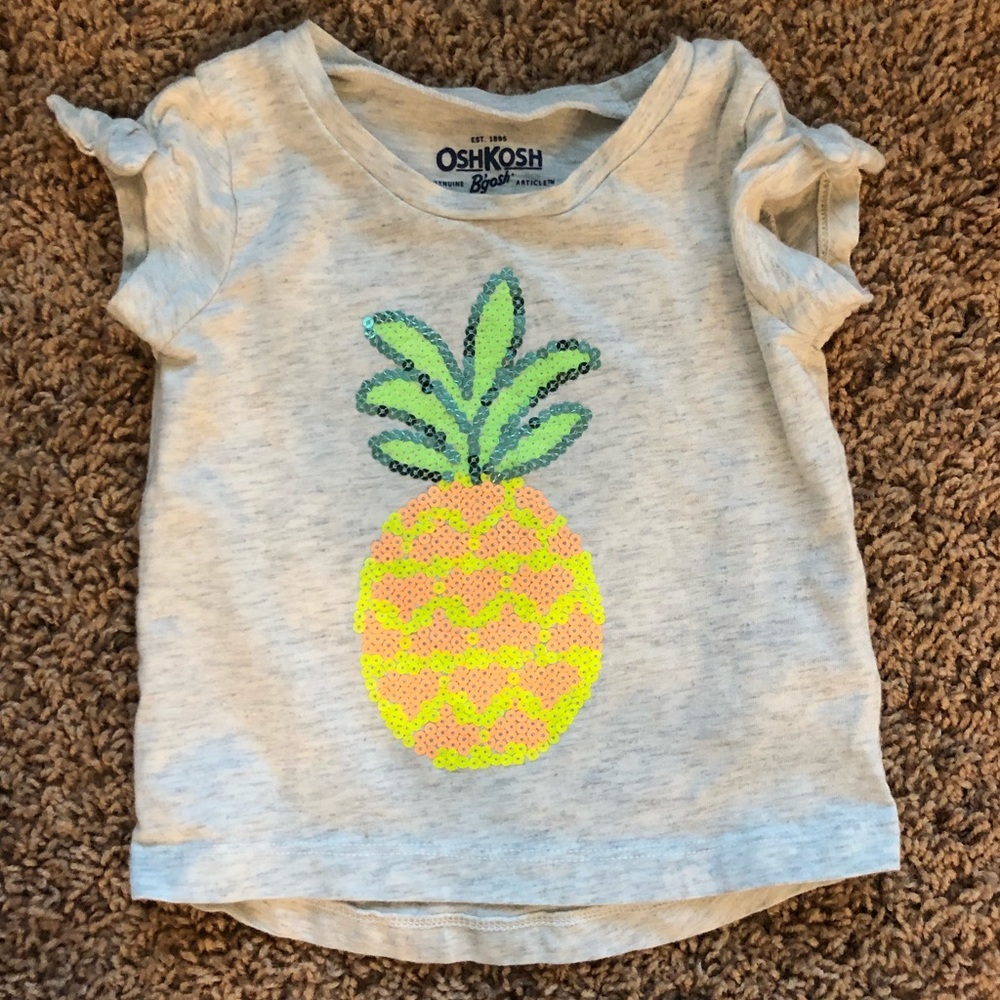 Baby Oshkosh top 6-9 months